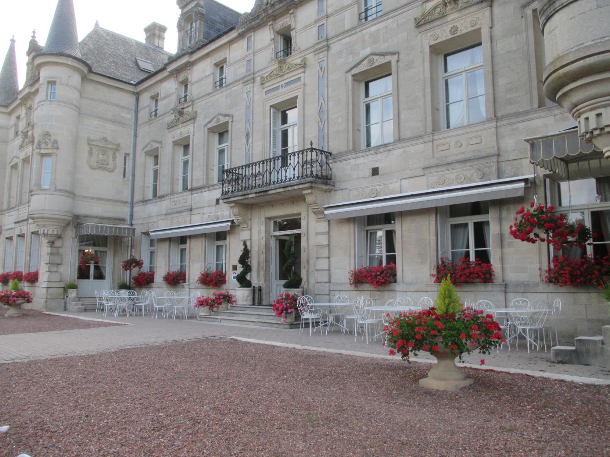 Chateau Des Monthairons Hotel Restaurant Gastromaison Spa Privatif Les Monthairons Luaran gambar